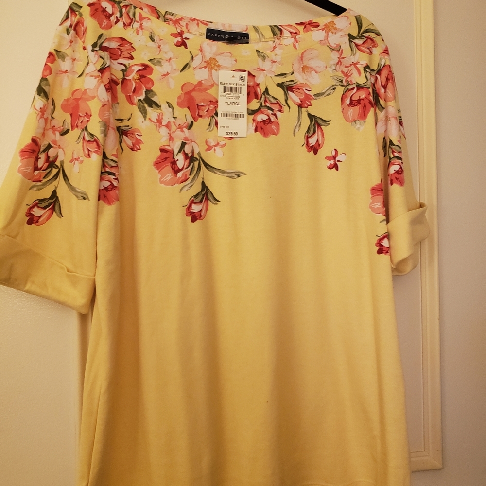 WOMEN'S TOP